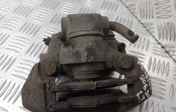Peugeot 206 Rear brake caliper