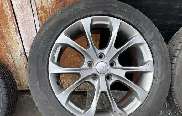 Jeep Grand Cherokee R20 alloy rim 6QD48TRMAA