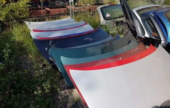 KIA Clarus Tailgate/trunk/boot lid
