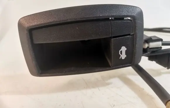 Peugeot Boxer Engine bonnet (hood) release handle 1380711080