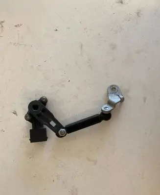 BMW X3 G01 Headlight/headlamp level sensor 6895467