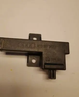 Audi A6 S6 C7 4G Keyless (KESSY) go control unit/module 8K0907247 33542221