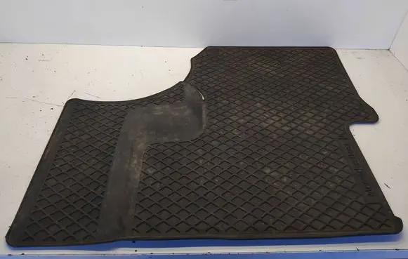 Mercedes-Benz Sprinter W906 Front floor mat B66570012