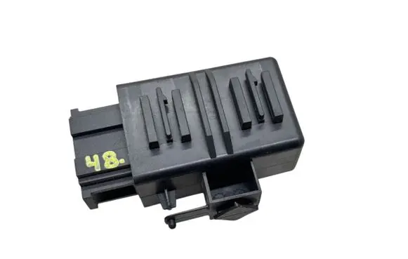Skoda Octavia Mk2 (1Z) Seat heating relay 1Z0959772C