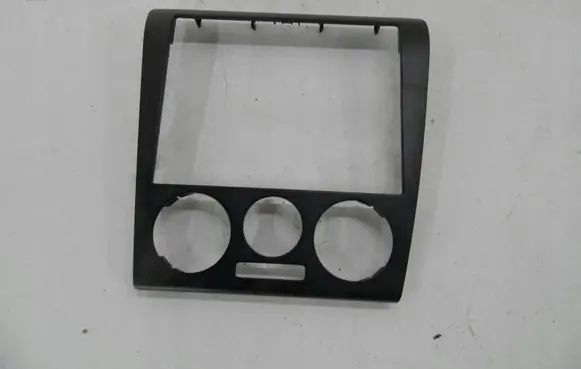 Skoda Octavia Mk1 (1U) Radio/GPS head unit trim 1U1863399