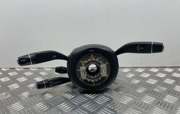 Mercedes-Benz E C207 W207 Wiper turn signal indicator stalk/switch A2129008923