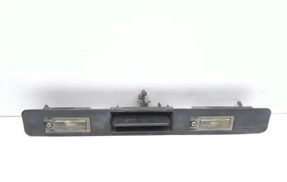 Volvo V70 Trunk door license plate light bar 9203101