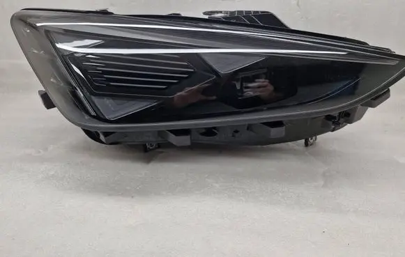 Seat Leon IV Headlight/headlamp 5FB941008K 1EX3074
