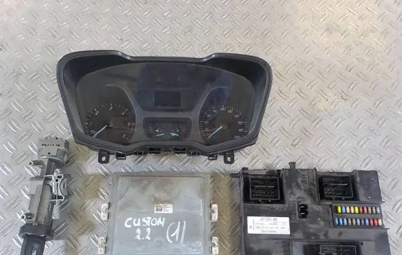Ford Transit Custom Engine control unit/module BK2112A650AC J38AC 1PGC
