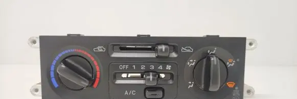 Subaru Forester SF Climate control unit