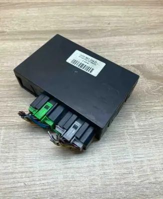 Volkswagen Golf IV Comfort/convenience module 1C0962258D 5ZA007955 WithPlug