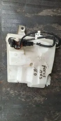 Ford Focus Windshield washer fluid reservoir/tank bv6117b613a
