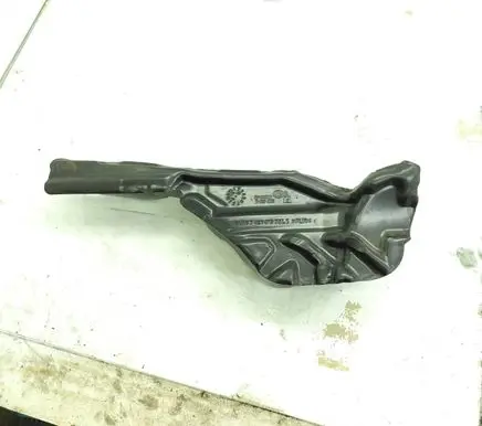 BMW X2 F39 Fender foam support/seal 7421479 L110698