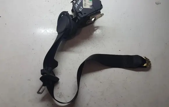 Audi A8 S8 D2 4D Front seatbelt 566207001 A958