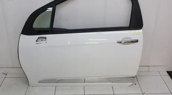 Citroen DS3 Rear door