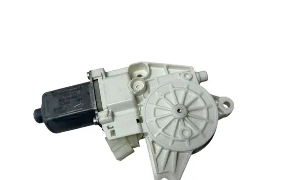 Mercedes-Benz GL X166 Front door window regulator motor A1669060301 1669060301