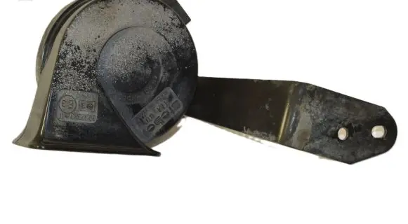 Audi A6 S6 C5 4B Horn signal 4B0951223A