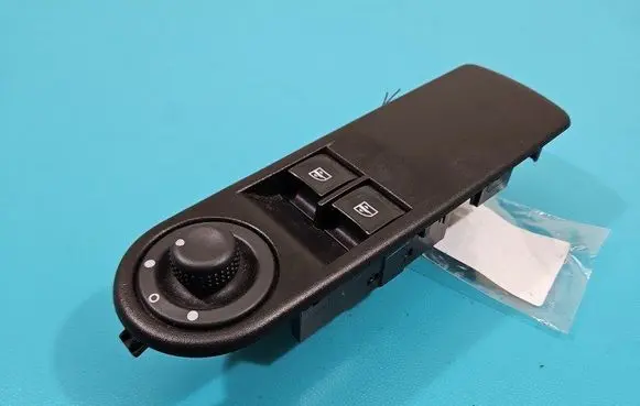 Renault Clio IV Electric window control switch 809611667R IMPRK1453287