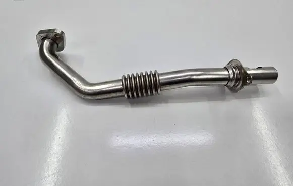Man TGE 1gen EGR valve line/pipe/hose 04L131521AG