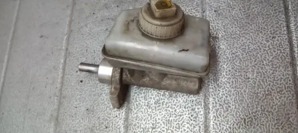 Opel Vectra B Master brake cylinder