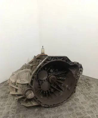 Manual 6 speed gearbox