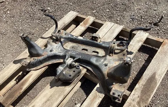 Nissan Qashqai Front subframe 