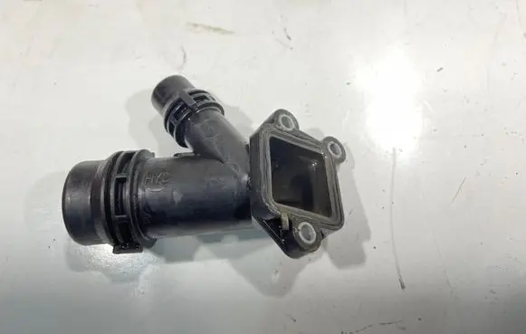 BMW 5 E60 E61 Engine coolant pipe/hose 11122247744