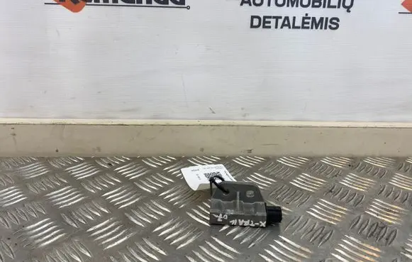 Nissan X-Trail T30 Airbag deployment crash/impact sensor
