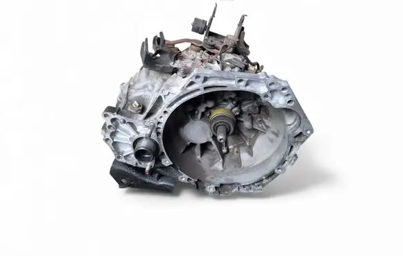 Toyota Urban Cruiser (XP110) Manual 6 speed gearbox 30300-52611