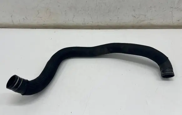 Maserati Ghibli Engine coolant pipe/hose