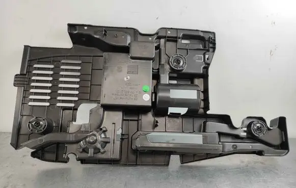Mercedes-Benz CLA C118 X118 Tool box a1778902100