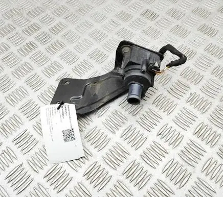 Audi Q7 4M Electric auxiliary coolant/water pump 06H121601M 4M0121233CD