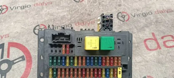 MG ZT - ZT-T Fuse box set 518174800 130745130902