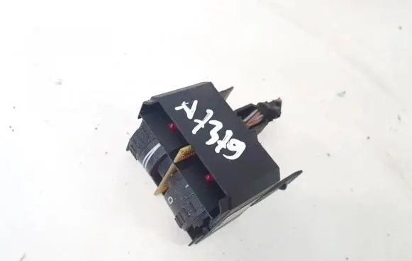 Volkswagen Touran I Headlight level height control switch 1t0941333