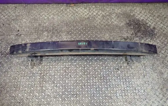 Volkswagen PASSAT B5 Front bumper support beam 