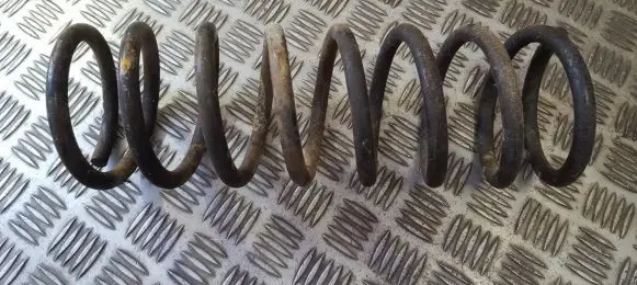 Ford Mondeo MK II Rear coil spring