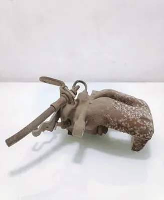 Skoda Octavia Mk2 (1Z) Rear brake caliper