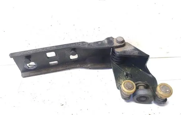 Renault Trafic III (X82) Sliding door middle roller runner 93451715