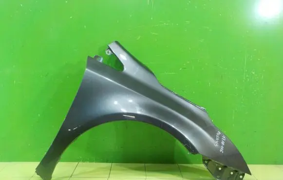 Toyota Avensis T270 Fender PRZOD PRAWY