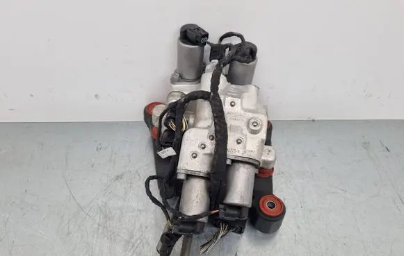 BMW 5 F10 F11 Air suspension compressor 6775258 15-14-7123H