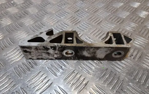Porsche Cayenne (92A) Sway bar bush bracket, front 7L0411063B 7L0411063
