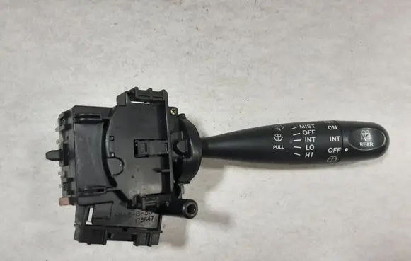 Toyota RAV 4 (XA20) Wiper control stalk 173647