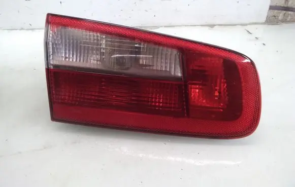 Renault Laguna II Tailgate rear/tail lights