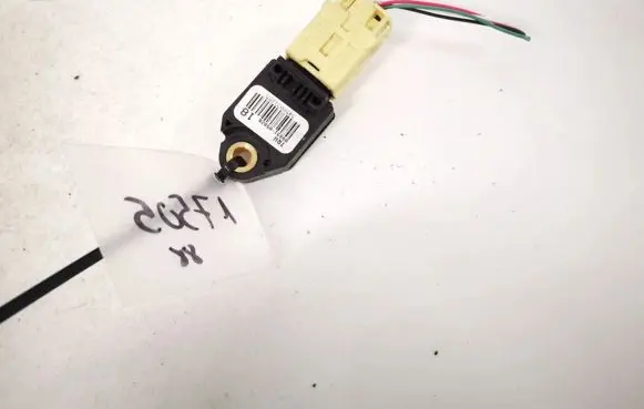 Toyota Verso Airbag deployment crash/impact sensor 8983105020 89831-05020