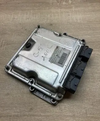 Citroen C5 Engine control unit/module ECU 9642823280 0281010589