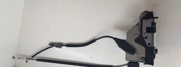 Citroen DS4 Rear door lock 968535361080