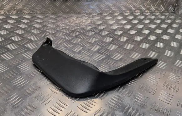 Skoda Octavia Mk4 Front mudguard 5E3075111 8SD1426 5E3821174