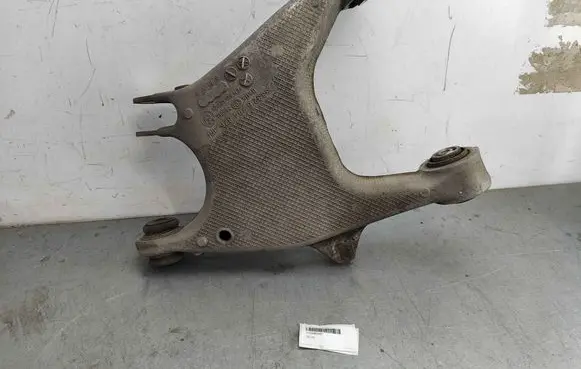 BMW 5 F10 F11 Rear upper control arm/wishbone 33326865897 33326794877 6865897