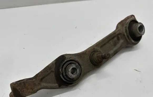 Mercedes-Benz E W211 Front lower control arm/wishbone