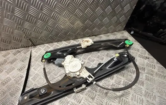 BMW X1 E84 Front door window regulator with motor 2990294 2990386